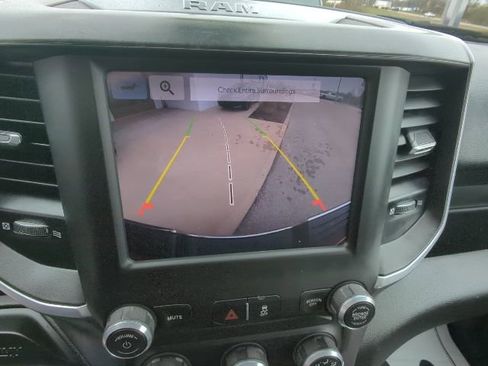 Certified 2022 RAM 3500 Big Horn AWD/4WD image 17