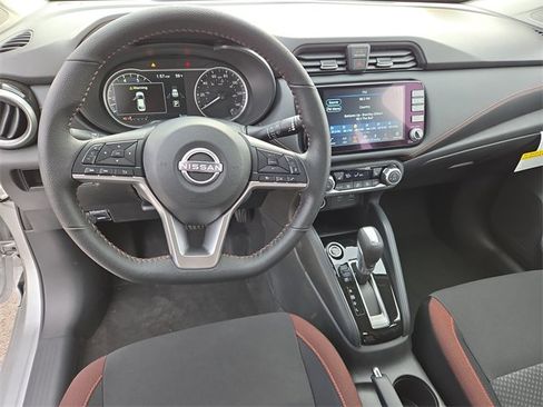 New 2025 Nissan Versa SR w/ Trunk Package image 33