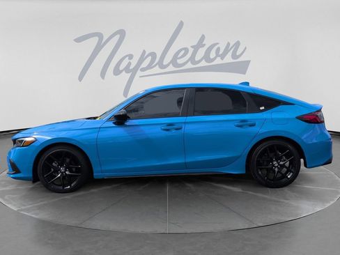 Used 2024 Honda Civic Sport image 4