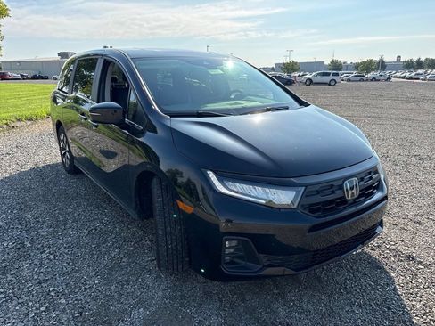 Used 2026 Honda Odyssey EX-L image 14