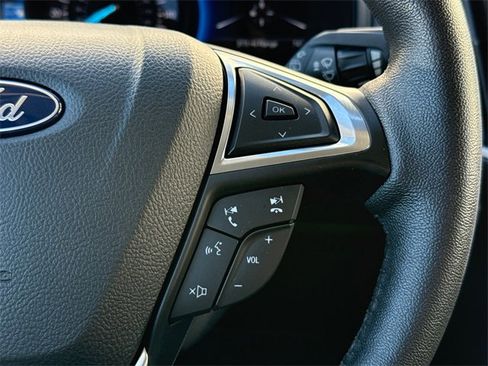 Used 2022 Ford Edge SEL w/ Sport Appearance Package image 27