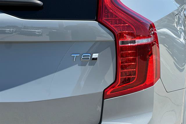 Certified 2025 Volvo XC90 T8 Plus w/ Protection Package Premier AWD/4WD image 33