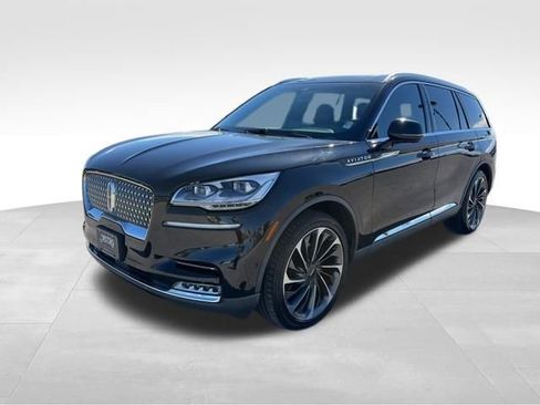 Used 2020 Lincoln Aviator Reserve w/ Equipment Group 202A image 3