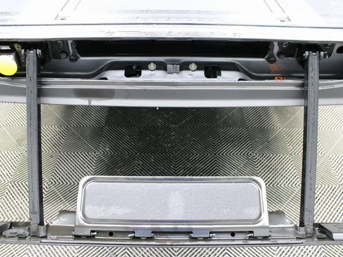 Used 2023 Ford F150 Lariat image 36