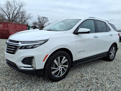 Used 2023 Chevrolet Equinox Premier image 4