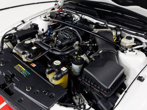 Used 2007 Ford Mustang Shelby GT500 RWD image 48