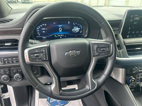 Used 2023 Chevrolet Tahoe Z71 w/ Luxury Package AWD/4WD image 18