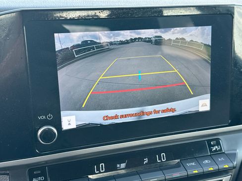 Used 2025 Toyota Camry LE FWD image 17