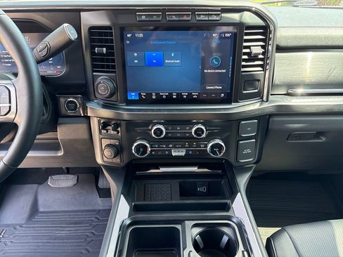 Used 2024 Ford F250 Lariat w/ Lariat Ultimate Package AWD/4WD image 23