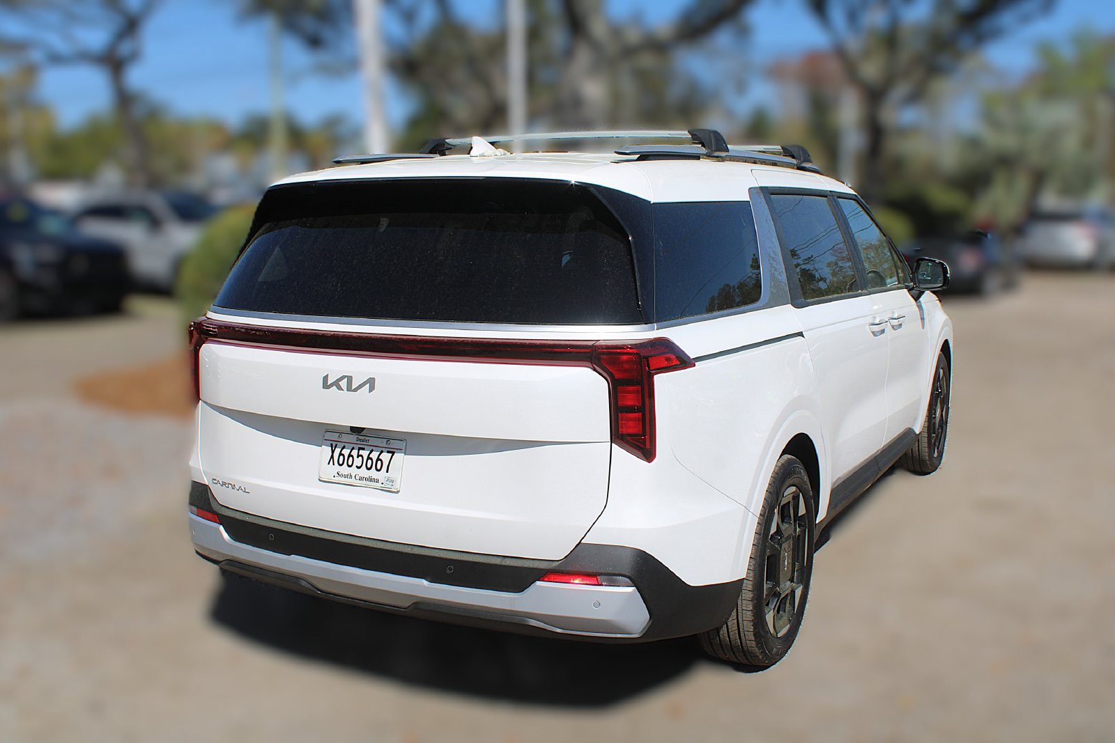 New 2026 Kia Carnival EX FWD image 10