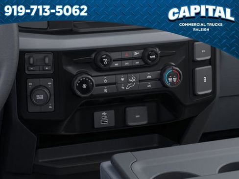 New 2025 Ford F550 4x4 Regular Cab Super Duty image 15
