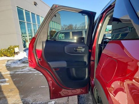 Used 2025 Ford Bronco Sport Badlands image 15