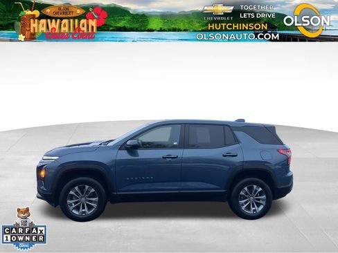 Used 2025 Chevrolet Equinox LT w/ Safety and Technology Package image 2