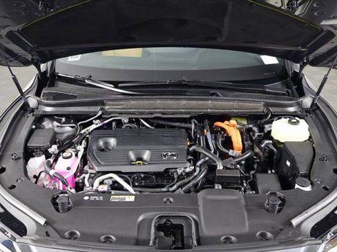 Certified 2023 Lexus IS 300 w/ Premium Package RWD image 9