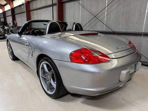 Used 2004 Porsche Boxster S RWD image 10