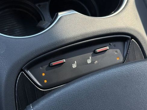 Certified 2024 Toyota Venza Nightshade image 19