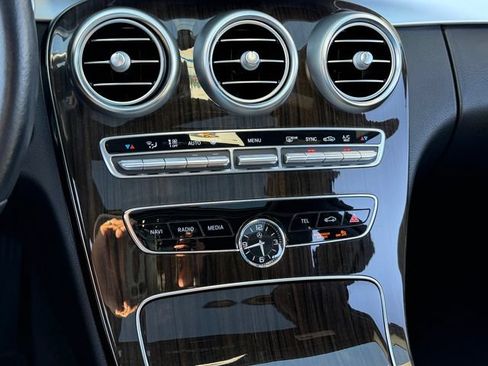 Used 2020 Mercedes-Benz C 300 Sedan image 18