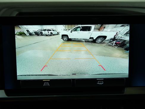 Used 2024 Chevrolet Silverado 1500 LT AWD/4WD image 37