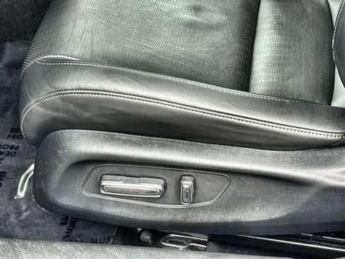 Used 2023 Honda Civic Touring image 14