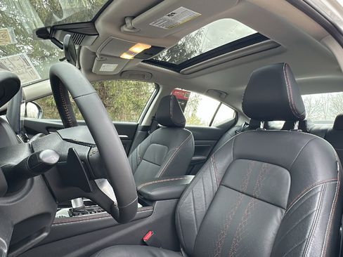 New 2025 Nissan Altima 2.5 SR w/ SR Premium Package image 11