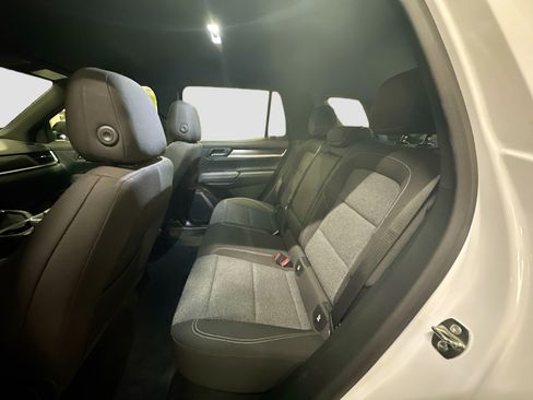 Used 2025 GMC Terrain Elevation AWD/4WD image 27