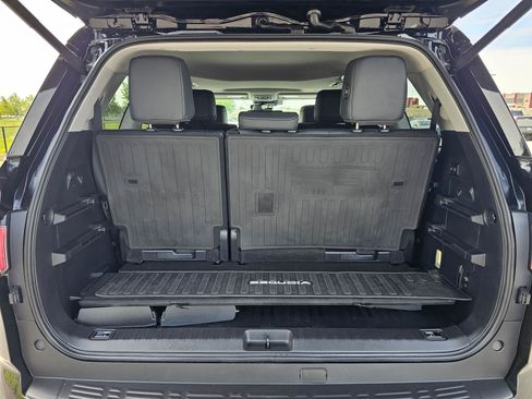 Used 2023 Toyota Sequoia SR5 w/ SR5 Premium Package AWD/4WD image 15