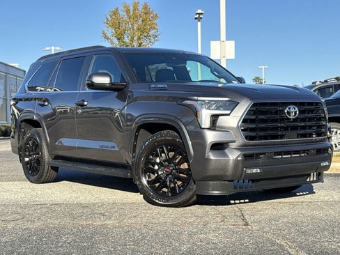 Used 2025 Toyota Sequoia SR5 image 2