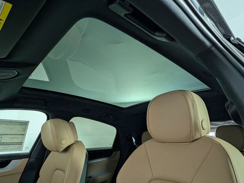 New 2026 Porsche Cayenne Coupe image 30