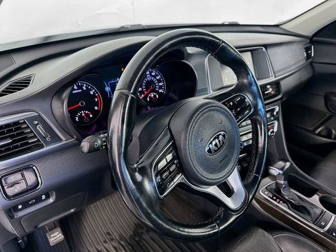 Used 2018 Kia Optima EX w/ Premium Package FWD image 8
