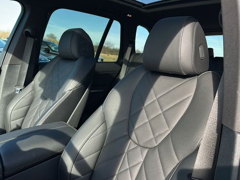 New 2026 BMW X5 xDrive40i w/ M Sport Package image 11