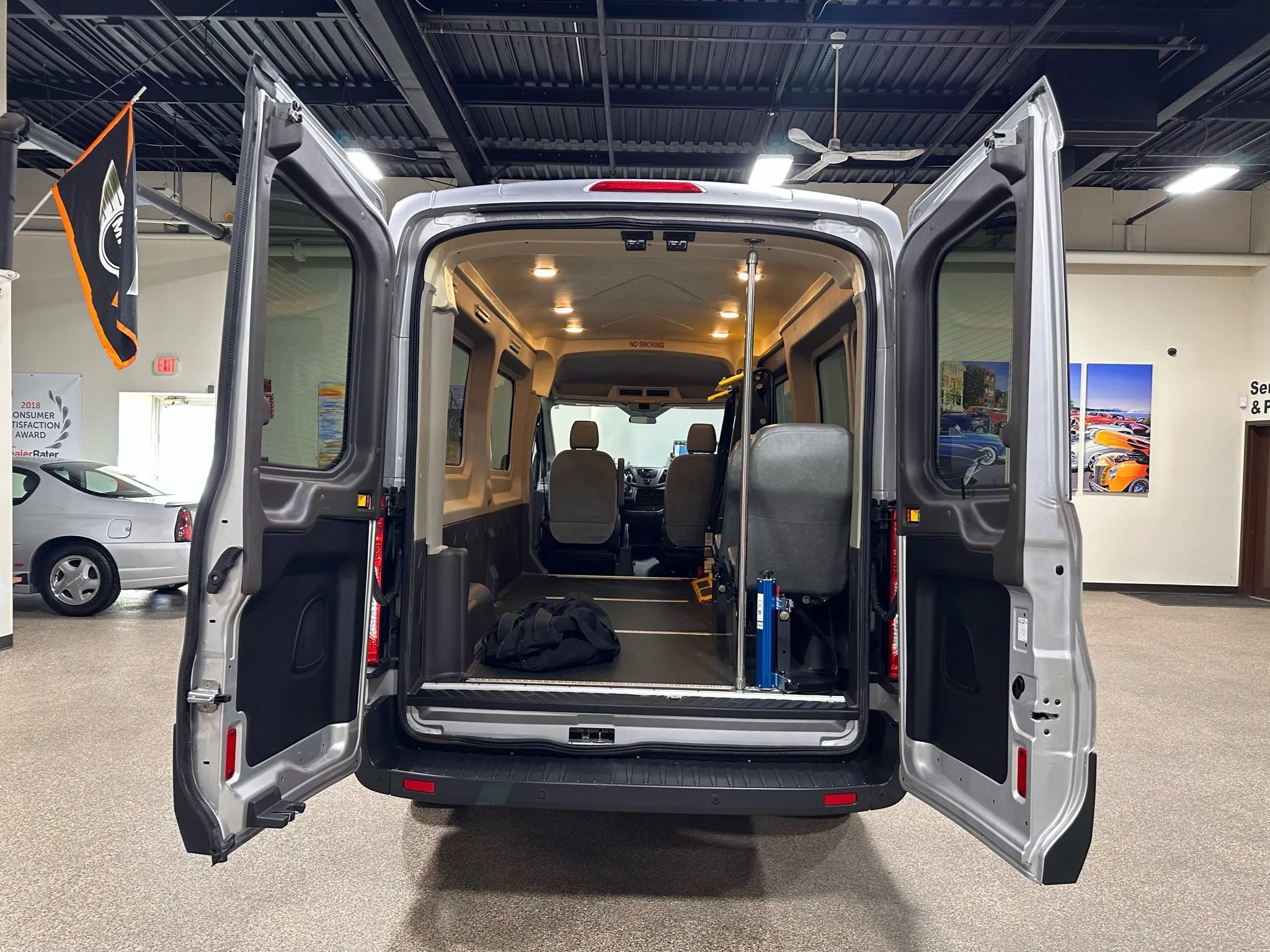 Used 2015 Ford Transit 350 148 Medium Roof RWD image 21