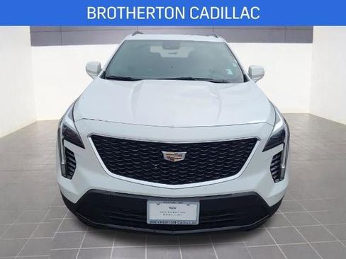 Used 2023 Cadillac XT4 Sport image 2