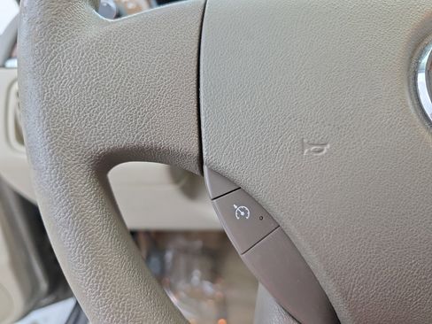 Used 2006 Buick LaCrosse CX FWD image 16