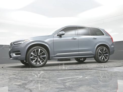 Used 2023 Volvo XC90 B6 Plus AWD/4WD image 27