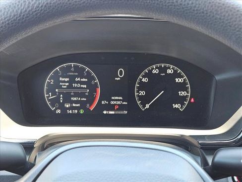 Used 2024 Honda CR-V LX image 11