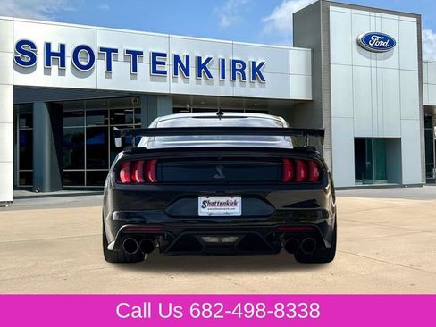 Used 2021 Ford Mustang Shelby GT500 w/ Carbon Fiber Track Pack RWD image 8