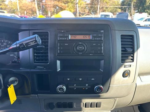 Used 2016 Nissan NV 3500 S image 22