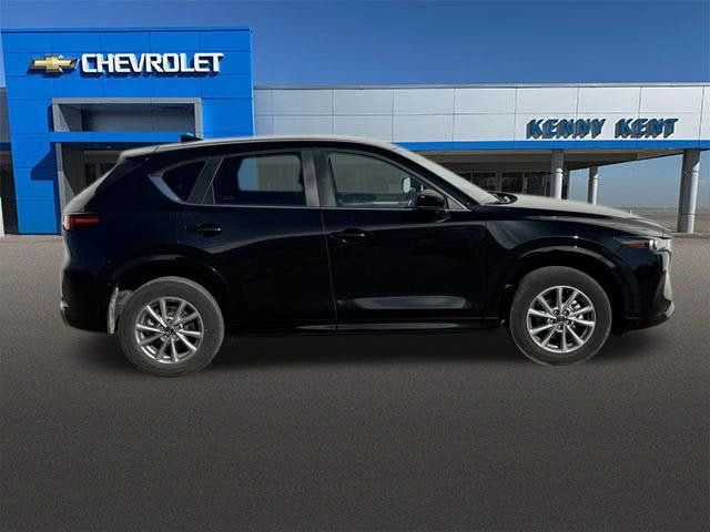 Used 2025 MAZDA CX-5 AWD 2.5 S w/ Preferred Package image 3