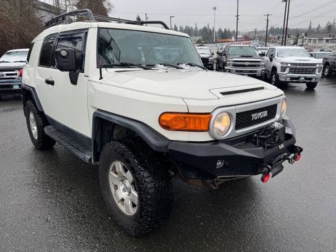Used 2010 Toyota FJ Cruiser 4WD image 6