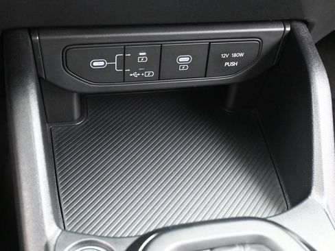 Used 2025 Kia K4 FWD image 22