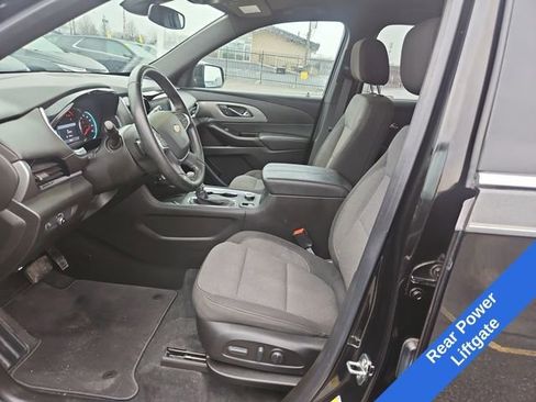 Used 2023 Chevrolet Traverse LT image 10