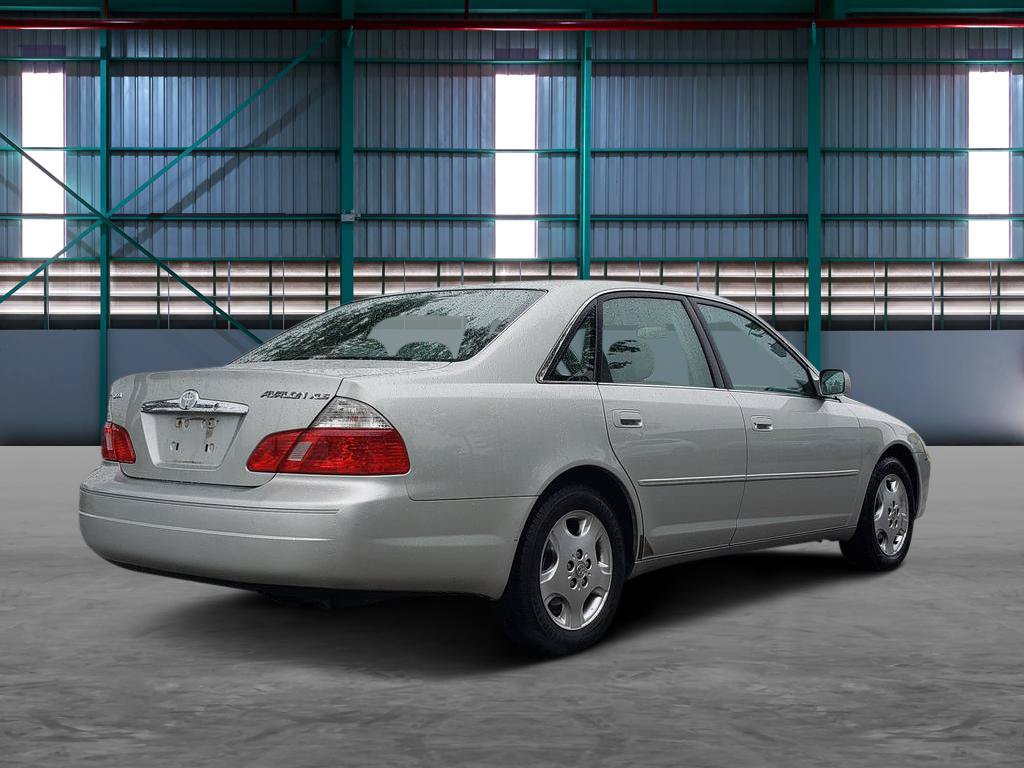 Used 2003 Toyota Avalon XLS FWD image 5