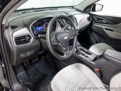 Used 2024 Chevrolet Equinox LS w/ LS Convenience Package image 10