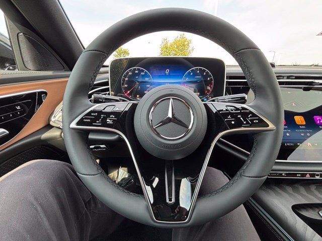 New 2027 Mercedes-Benz E 350 4MATIC Sedan image 16