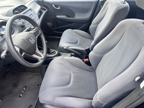 Used 2011 Honda Fit image 5