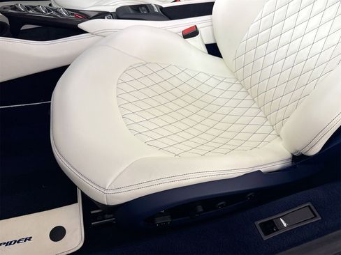 Certified 2022 Ferrari F8 Tributo image 18