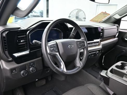 Used 2023 Chevrolet Silverado 1500 RST RWD image 11