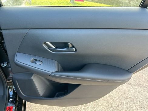 New 2025 Nissan Sentra S image 38