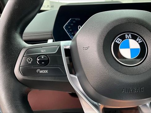 Used 2025 BMW X1 xDrive28i w/ Technology Package AWD/4WD image 24