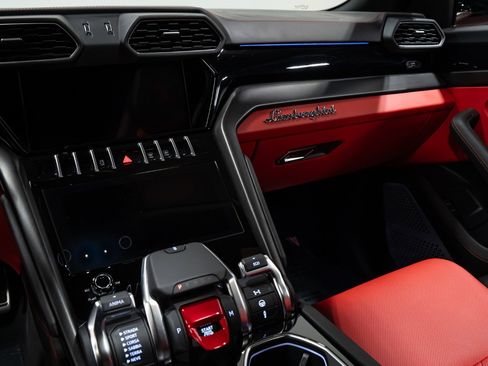 Used 2021 Lamborghini Urus $308K MSRP! image 53